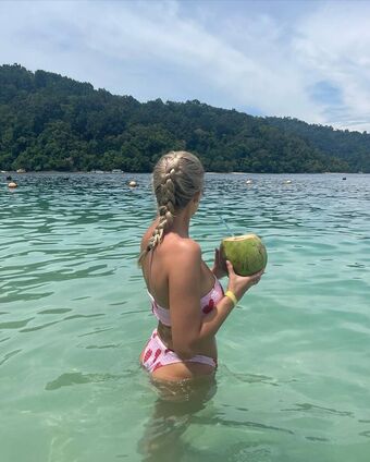 Lilly Walker Голи Изтичания OnlyFans Снимки 10