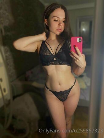 linalicky Голи Изтичания OnlyFans Снимки 1