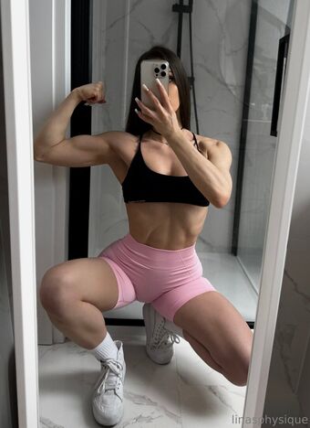 linasphysique Голи Изтичания OnlyFans Снимки 48
