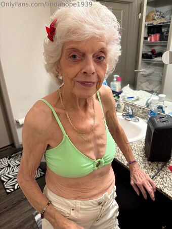 lindahope1939 Голи Изтичания OnlyFans Снимки 77