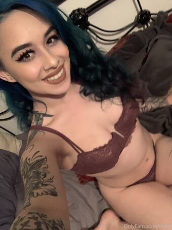 linley Голи Изтичания OnlyFans Снимки 34