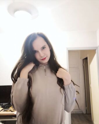 Linthya Голи Изтичания OnlyFans Снимки 31