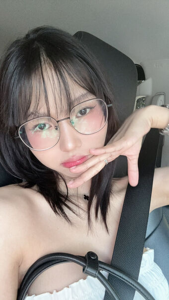 Llthvalo Голи Изтичания OnlyFans Снимки 9