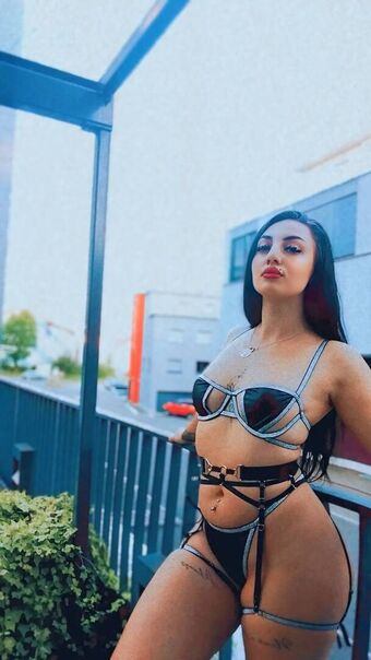 Loreeex Голи Изтичания OnlyFans Снимки 3
