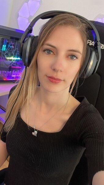 Lory Голи Изтичания OnlyFans Снимки 15