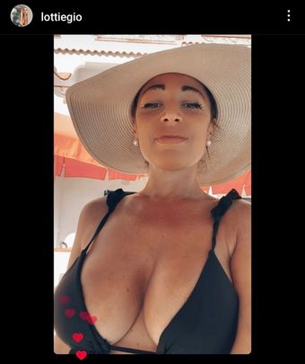 Lottiegio Голи Изтичания OnlyFans Снимки 1
