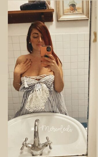 Lottiegio Голи Изтичания OnlyFans Снимки 6