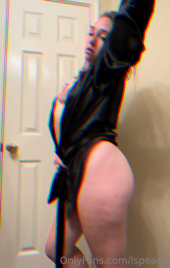 lspeach Голи Изтичания OnlyFans Снимки 10