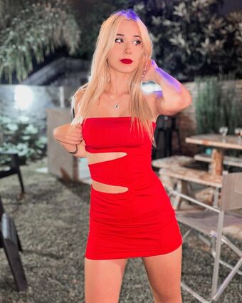 Lua Sansat Голи Изтичания OnlyFans Снимки 4