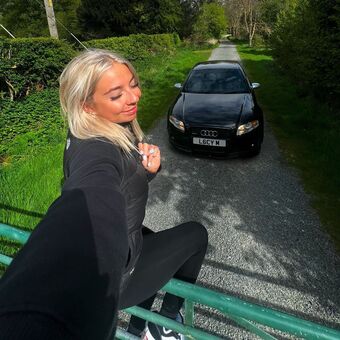 Luce M Голи Изтичания OnlyFans Снимки 19