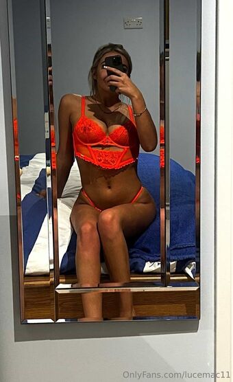 Luce M Голи Изтичания OnlyFans Снимки 40