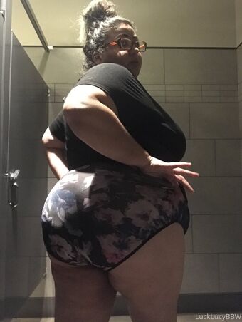 lucklucy Голи Изтичания OnlyFans Снимки 14