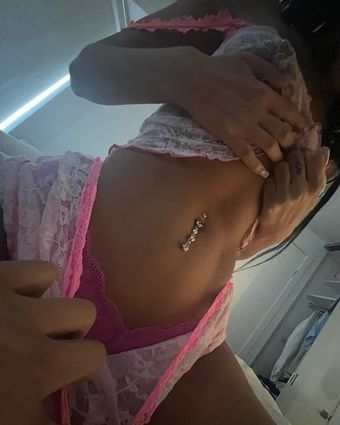 lulibunni Голи Изтичания OnlyFans Снимки 1