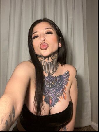 Luzcmun Голи Изтичания OnlyFans Снимки 3