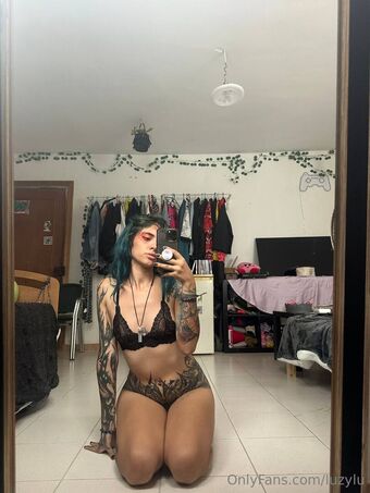 luzylu Голи Изтичания OnlyFans Снимки 1