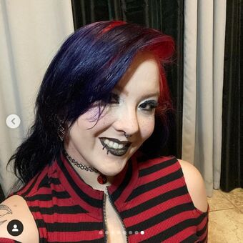 Lyraenium Голи Изтичания OnlyFans Снимки 7
