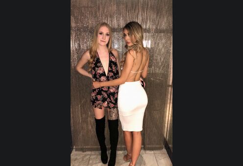 Mackenzie Carson Голи Изтичания OnlyFans Снимки 16