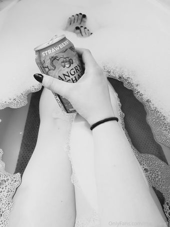 mapleleigh Голи Изтичания OnlyFans Снимки 19