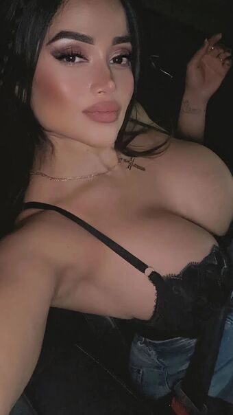 Maritza Голи Изтичания OnlyFans Снимки 24