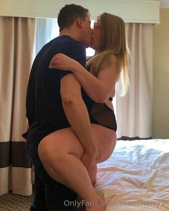 maxcherry1 Голи Изтичания OnlyFans Снимки 2