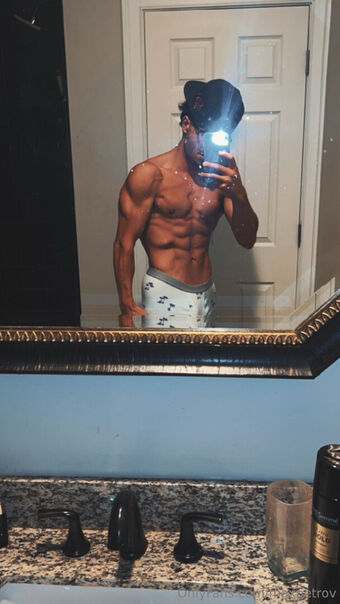 maxpetrov Голи Изтичания OnlyFans Снимки 1