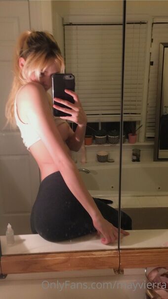 mayvierra Голи Изтичания OnlyFans Снимки 3