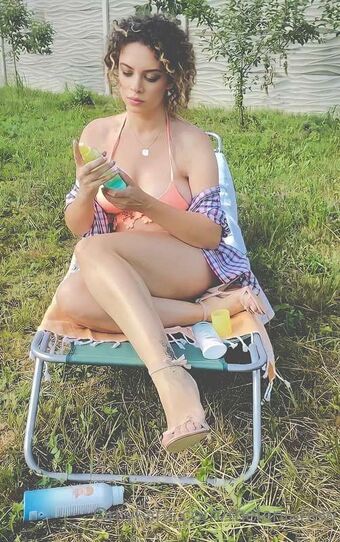 Melania Голи Изтичания OnlyFans Снимки 18