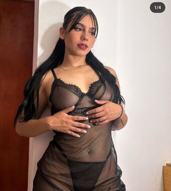 Merelinz Голи Изтичания OnlyFans Снимки 4