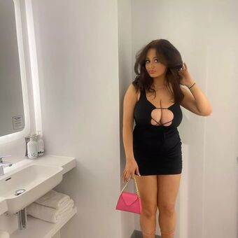 Mia Ely Голи Изтичания OnlyFans Снимки 2