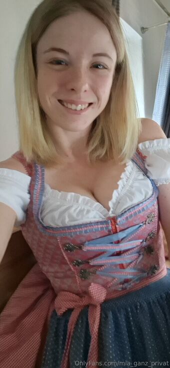 mia_ganz_privat Голи Изтичания OnlyFans Снимки 25