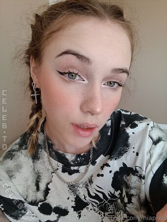 Mia Pixel Голи Изтичания OnlyFans Снимки 19