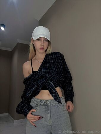miapixel Голи Изтичания OnlyFans Снимки 2