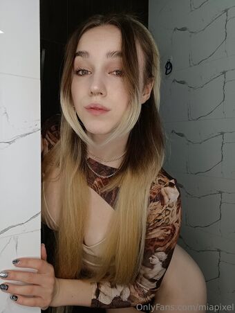 miapixel Голи Изтичания OnlyFans Снимки 4