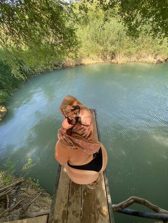 Mikaash Голи Изтичания OnlyFans Снимки 35