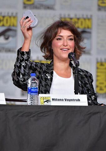 Milana Vayntrub