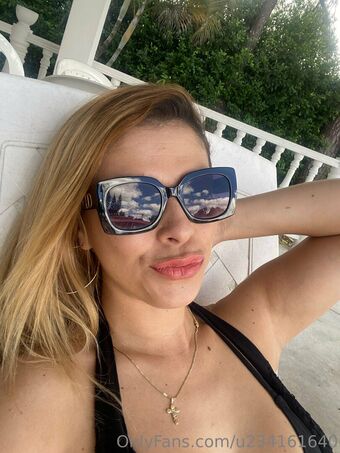 miley13 Голи Изтичания OnlyFans Снимки 1