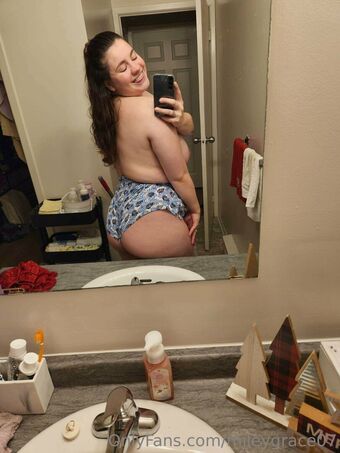 mileygrace07 Голи Изтичания OnlyFans Снимки 7