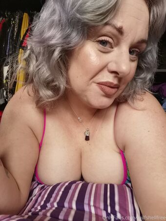 milfshellfree Голи Изтичания OnlyFans Снимки 5