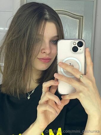mini_dashunka Голи Изтичания OnlyFans Снимки 1