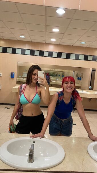 Miriam Villoria Голи Изтичания OnlyFans Снимки 14