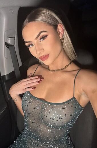Mitchell Amber Голи Изтичания OnlyFans Снимки 4