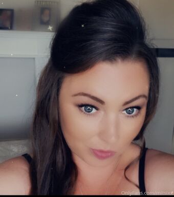 mitsixx Голи Изтичания OnlyFans Снимки 10