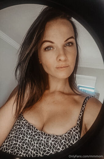 mmmom Голи Изтичания OnlyFans Снимки 16