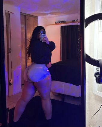 Moon Drop Голи Изтичания OnlyFans Снимки 3