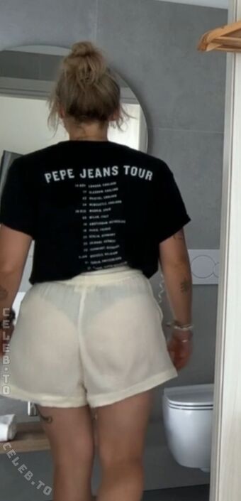 Naguura Голи Изтичания OnlyFans Снимки 17