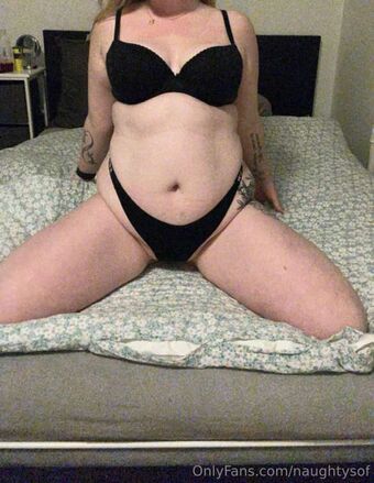 Naughty Sof Голи Изтичания OnlyFans Снимки 15