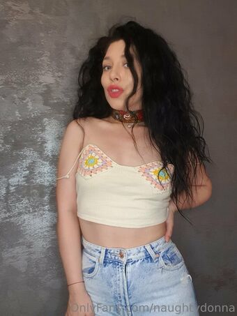 naughtydonna