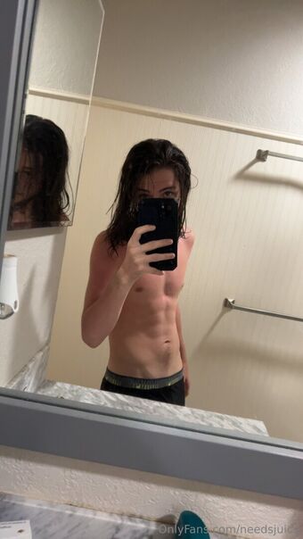 needsjuice Голи Изтичания OnlyFans Снимки 2