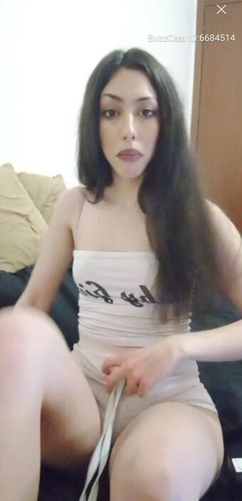nemesi Голи Изтичания OnlyFans Снимки 3