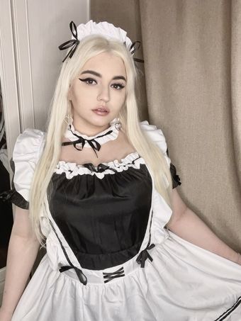 Nerineir Голи Изтичания OnlyFans Снимки 11